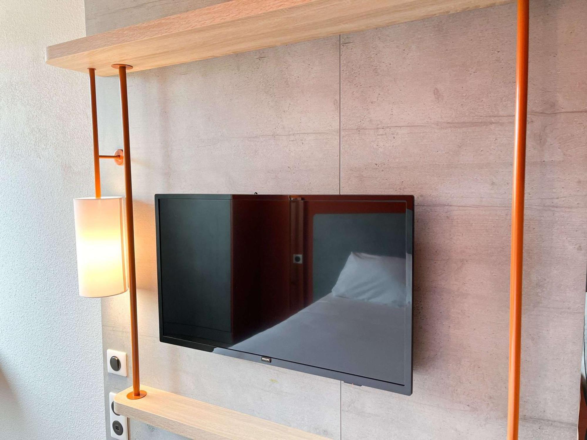 Ibis Budget Saint Christol Les Ales Экстерьер фото