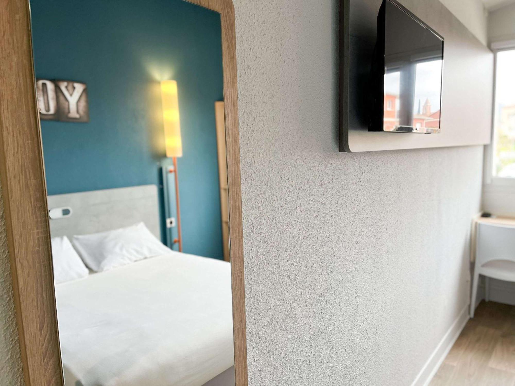 Ibis Budget Saint Christol Les Ales Экстерьер фото