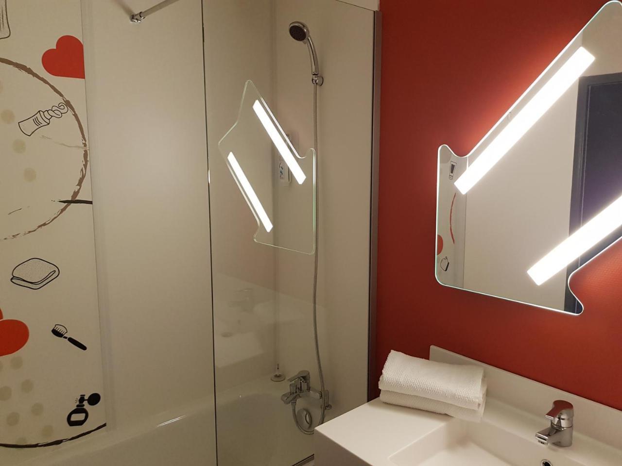 Ibis Budget Saint Christol Les Ales Экстерьер фото